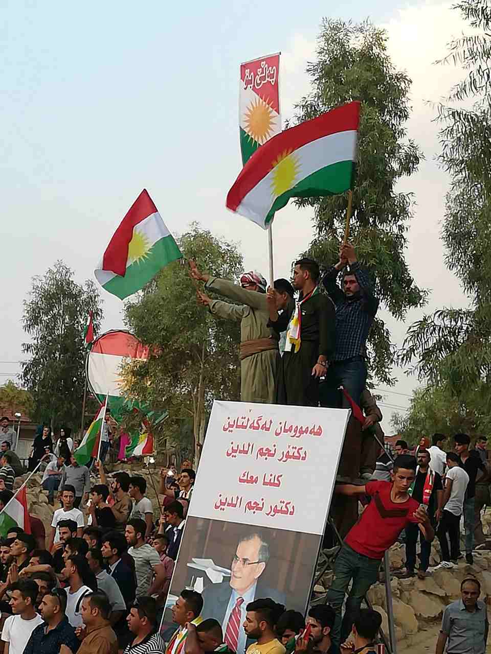 شرکت گستردە مردم کرکوک در کارزار حمایت از همەپرسی